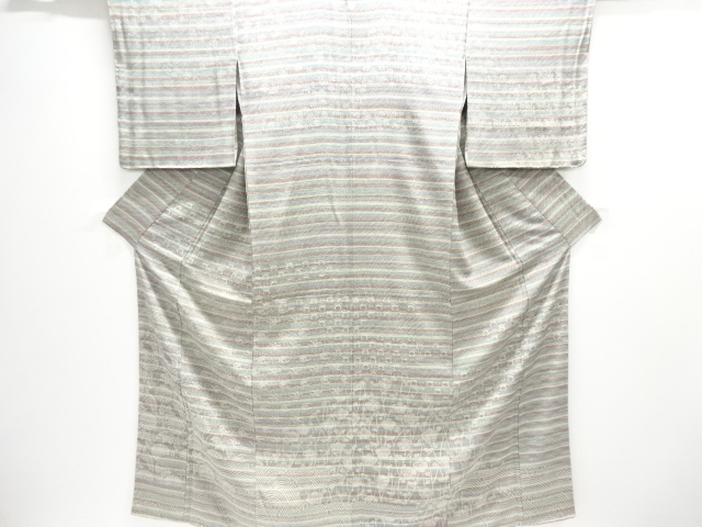 横段に花唐草模様一ツ紋付け下げ小紋着物